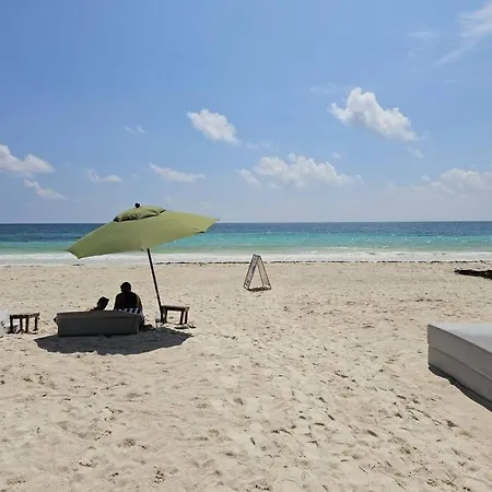 Tanah Vikas Luxury 1Bd In Aldea Zama Beach Access